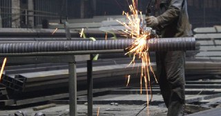 Цена на сварные работы в Чернушка - расчет стоимости сварных работ цена от 1272 руб.